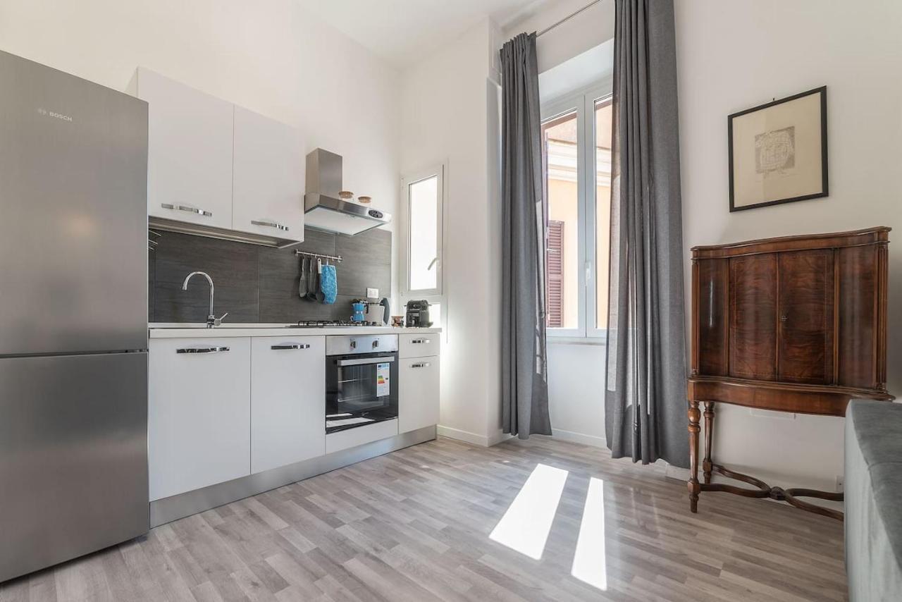 Live Like A Local In Rome'S Exclusive Colle Oppio Apartman Kültér fotó